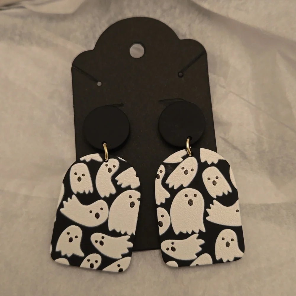 3 /$15 New Halloween Ghost Earrings - Picture 4 of 4
